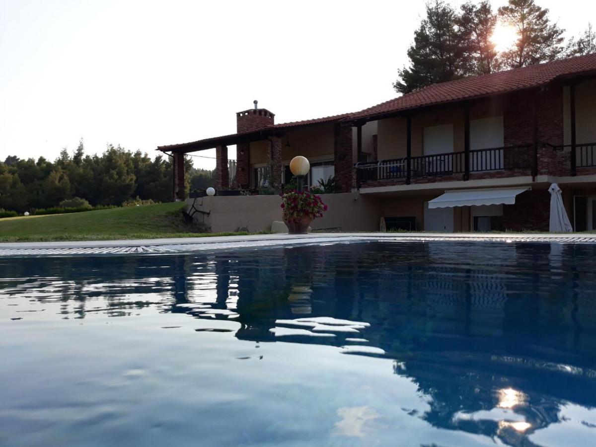 Villa Sourouko باليوري المظهر الخارجي الصورة